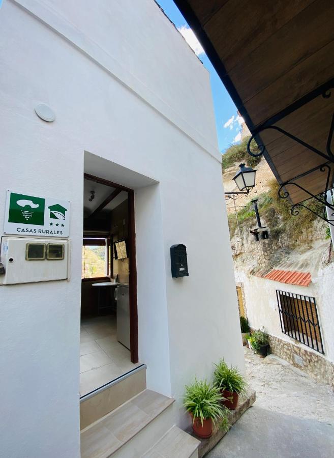 Casa Rural Los Amaneceres Apartment Alcala del Jucar Exterior photo